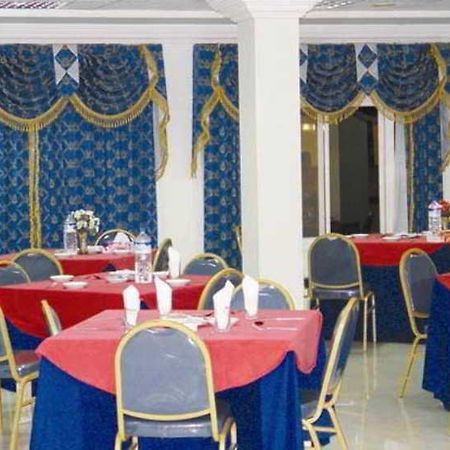 Готель Shezan Доха Екстер'єр фото